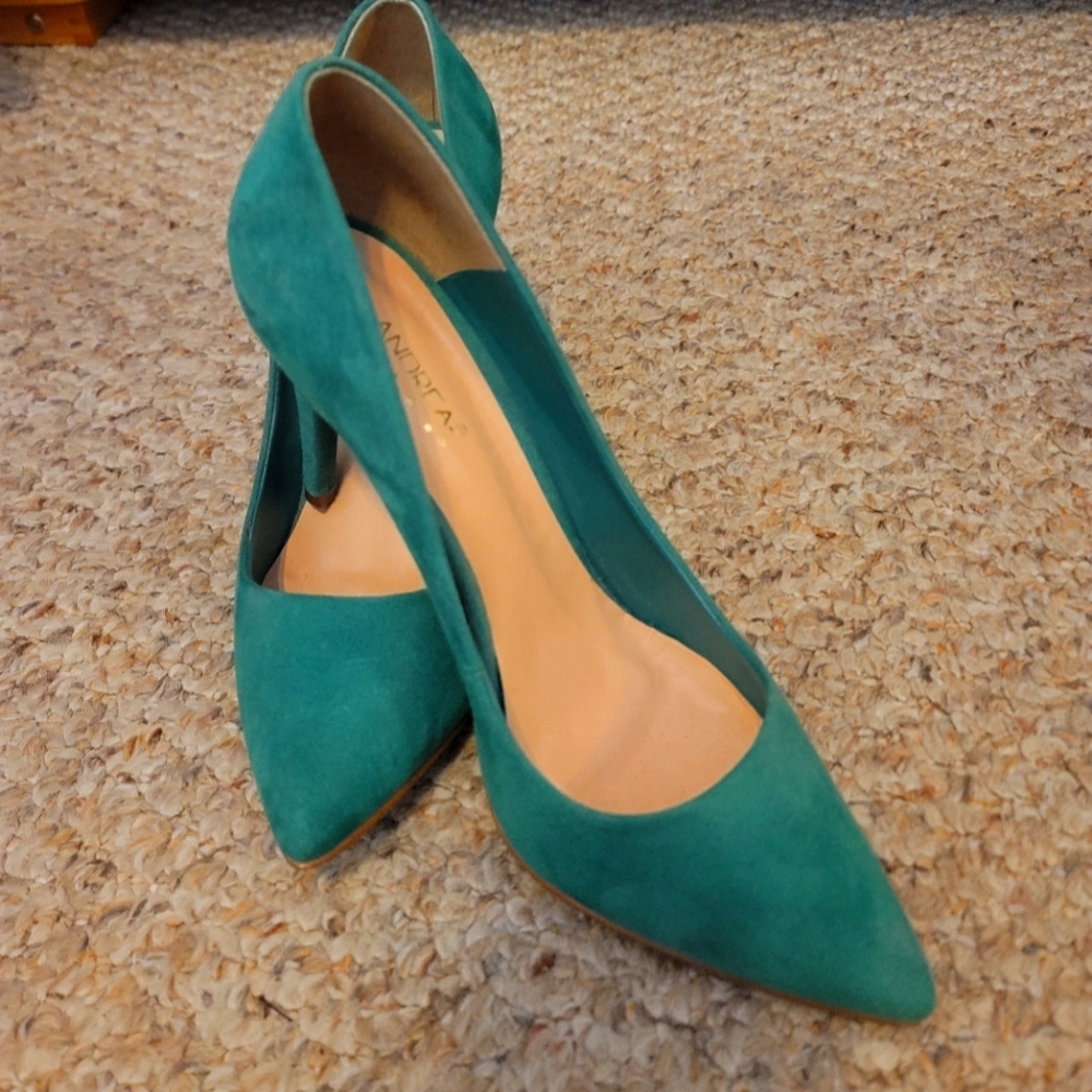 Emerald green Andrea heels, 7.5